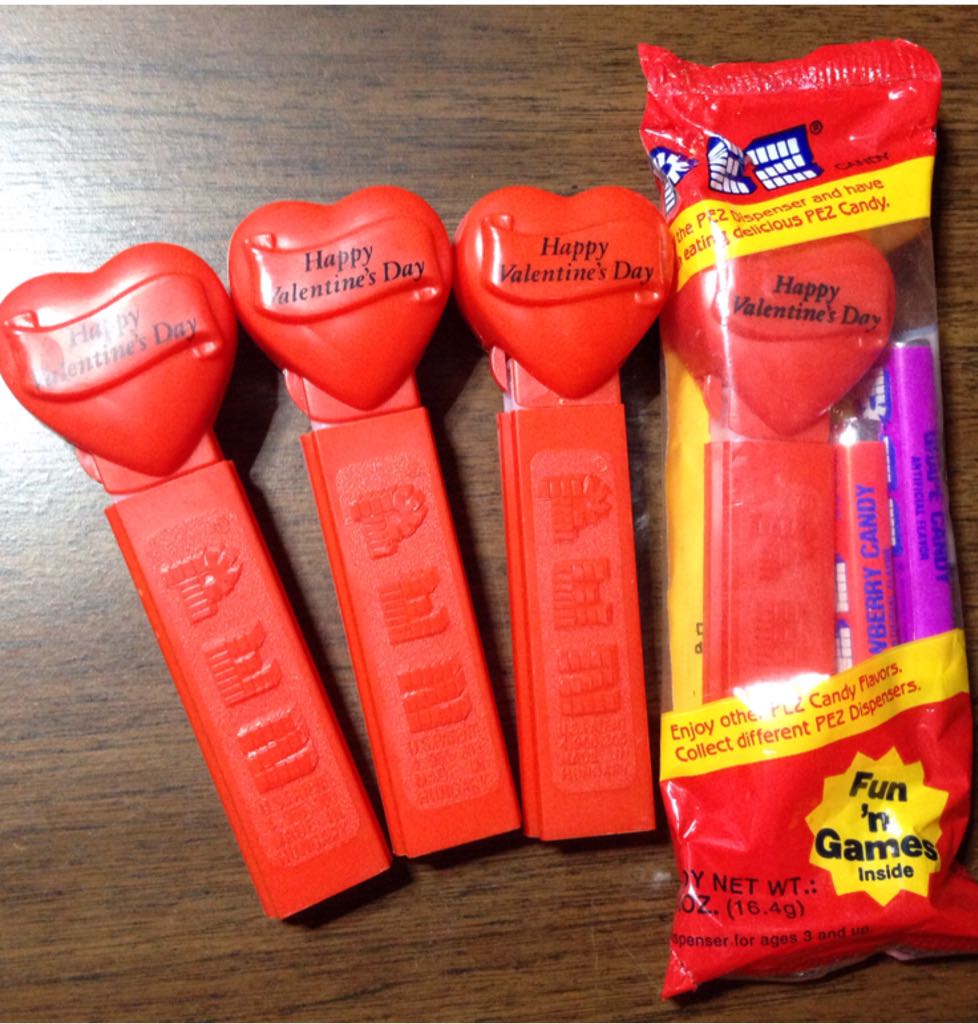 Valentine’s - Happy Valentine’s Day - Valentine’s Day pez collectible - Main Image 2