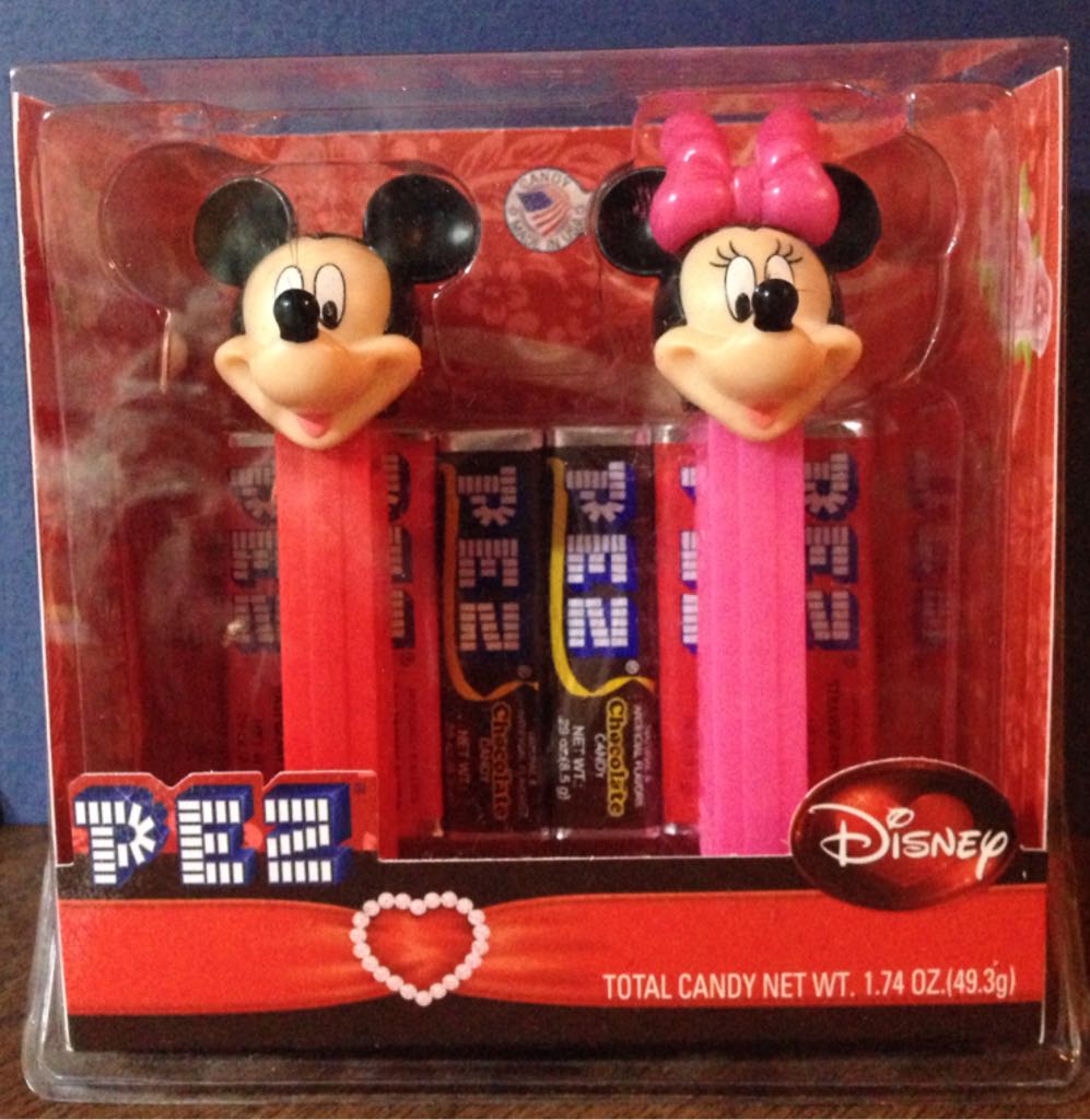 Valentine’s - Couple Mickey & Minney - Valentine’s Day pez collectible - Main Image 1