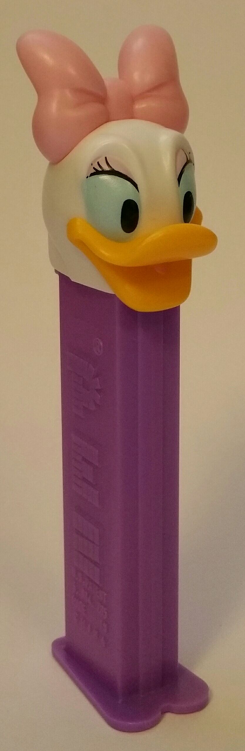 Mickey & Friends - Daisy Duck - Disney - Mickey & Friends pez collectible - Main Image 2