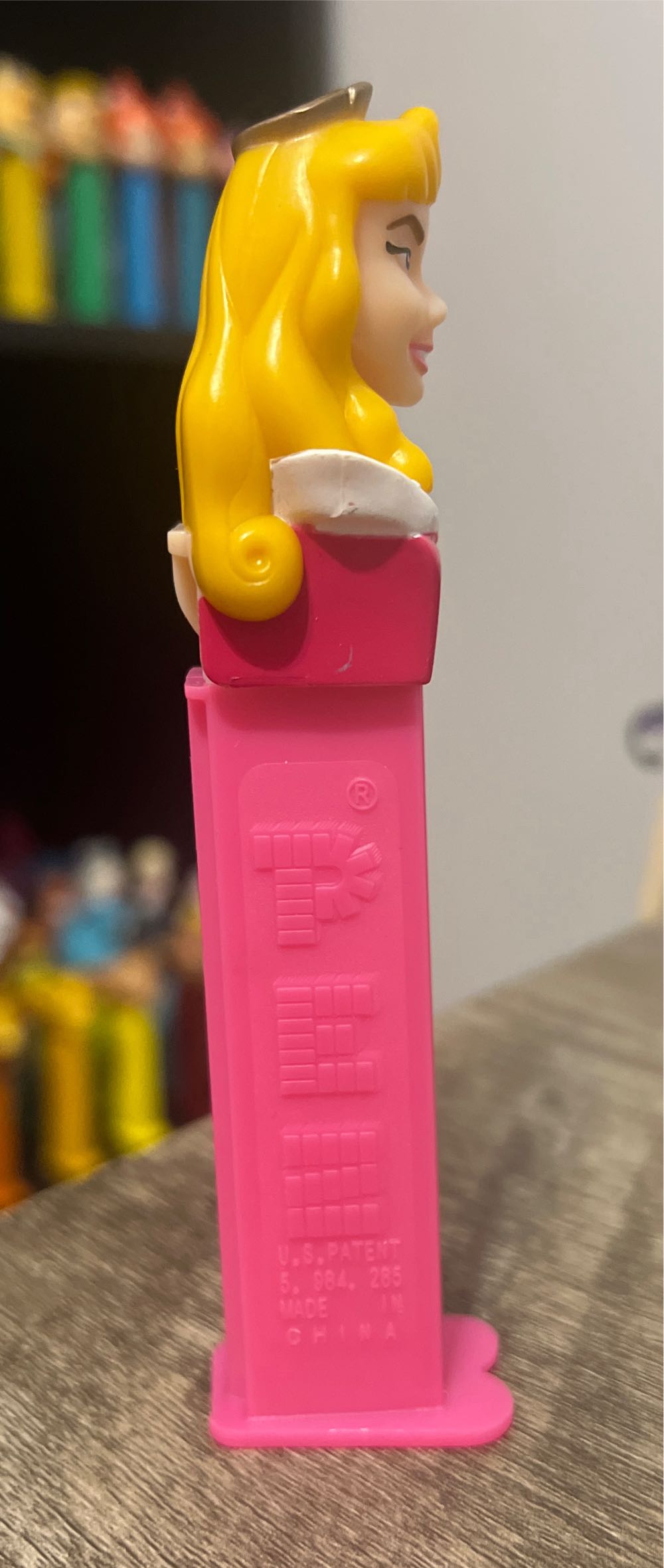 Aurora A - Disney - Princesses pez collectible - Main Image 2