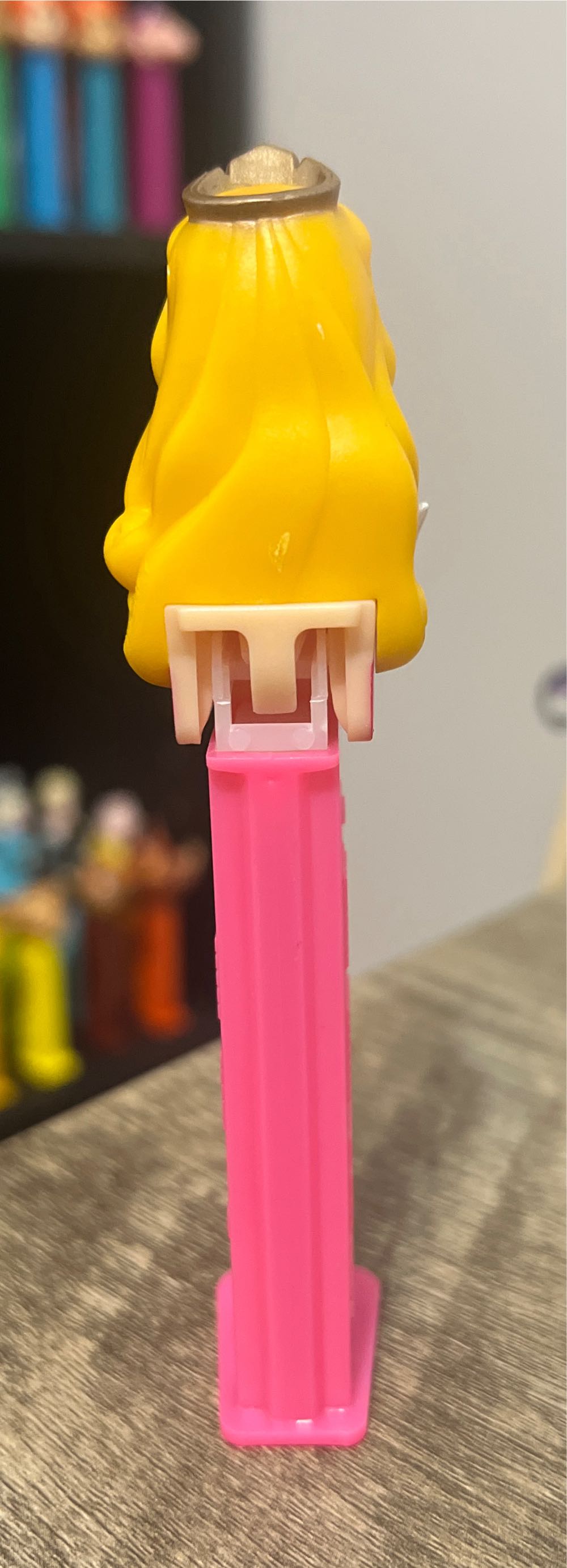 Aurora A - Disney - Princesses pez collectible - Main Image 3
