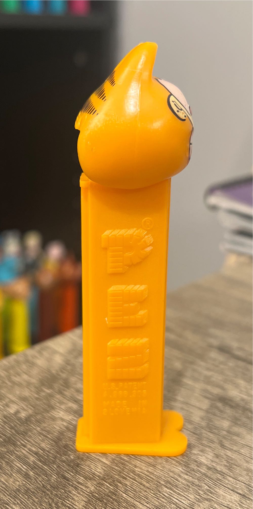 Garfield - W/ Teeth - Garfield pez collectible - Main Image 2