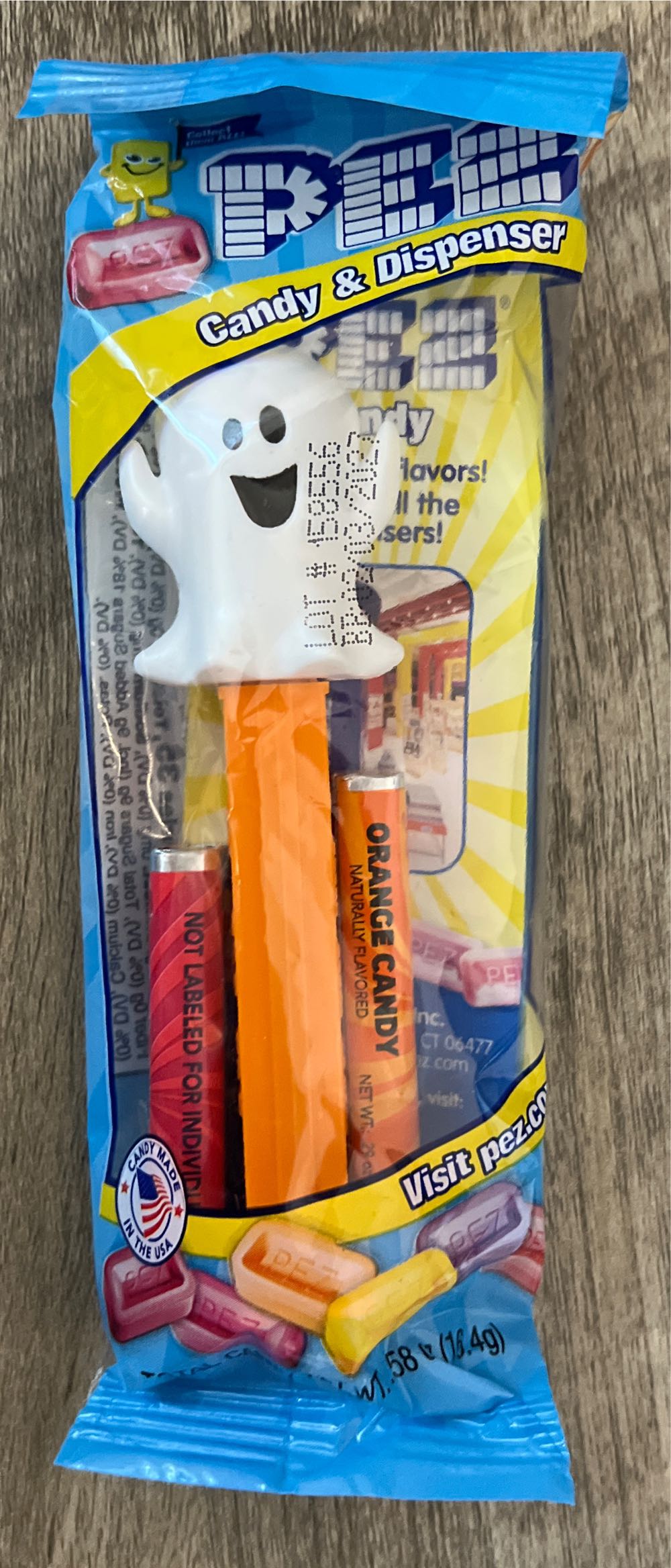 Ghost - Halloween pez collectible - Main Image 2