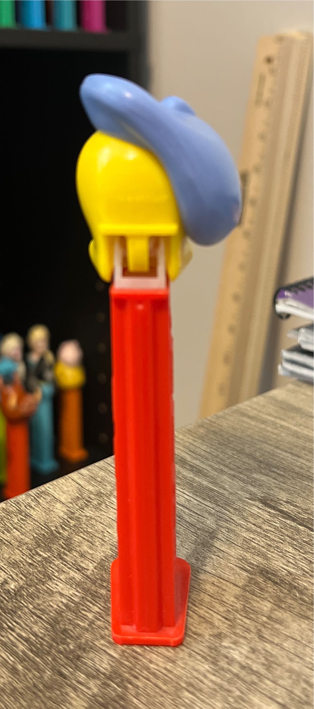 Looney Tunes - Tweety Bird Back In Action - Looney Tunes Back In Action pez collectible - Main Image 3