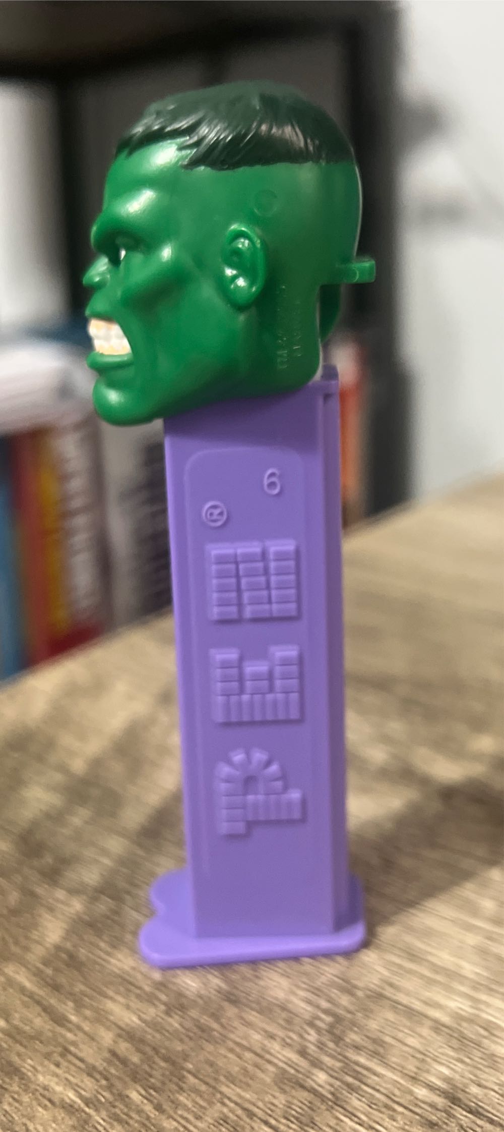 Hulk D - Marvel pez collectible - Main Image 4