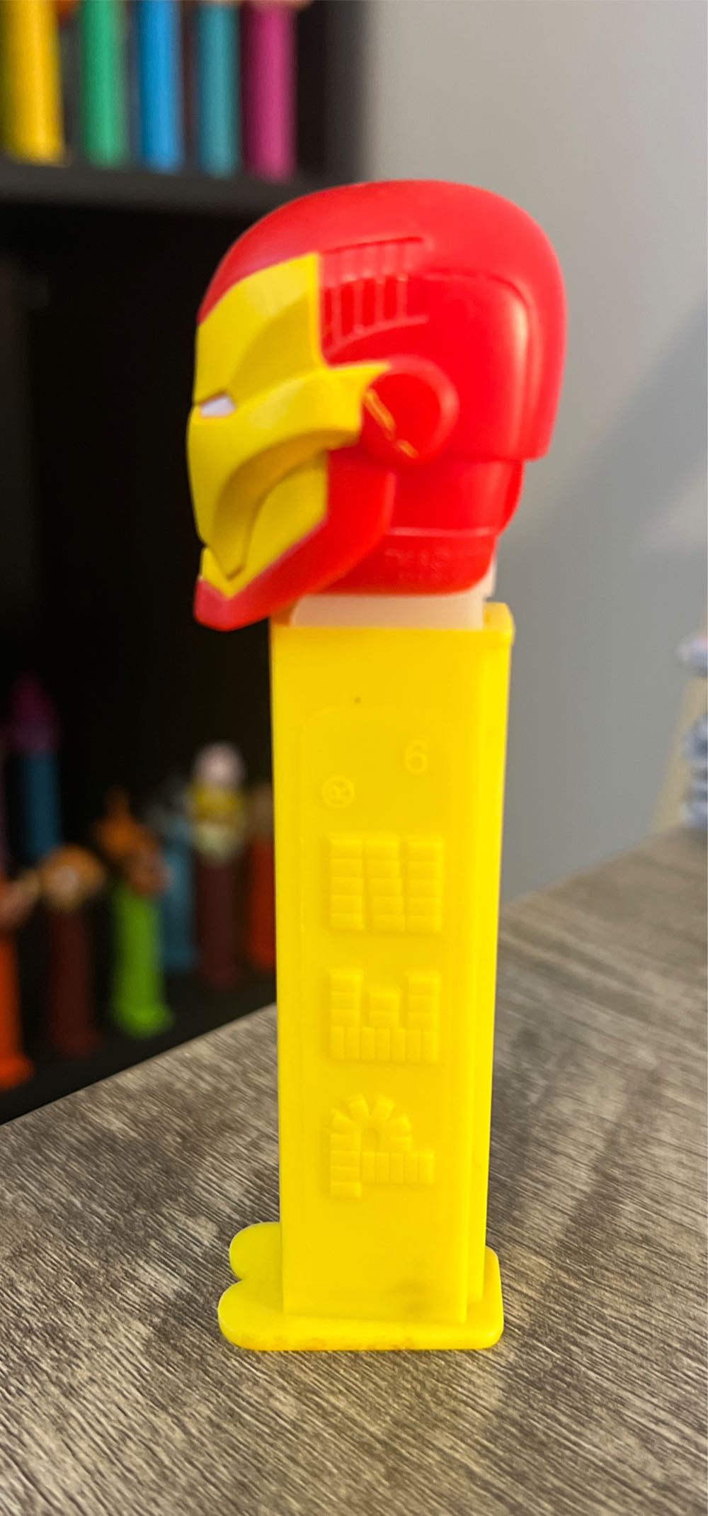 Iron Man A - MARVEL COMICS pez collectible - Main Image 3