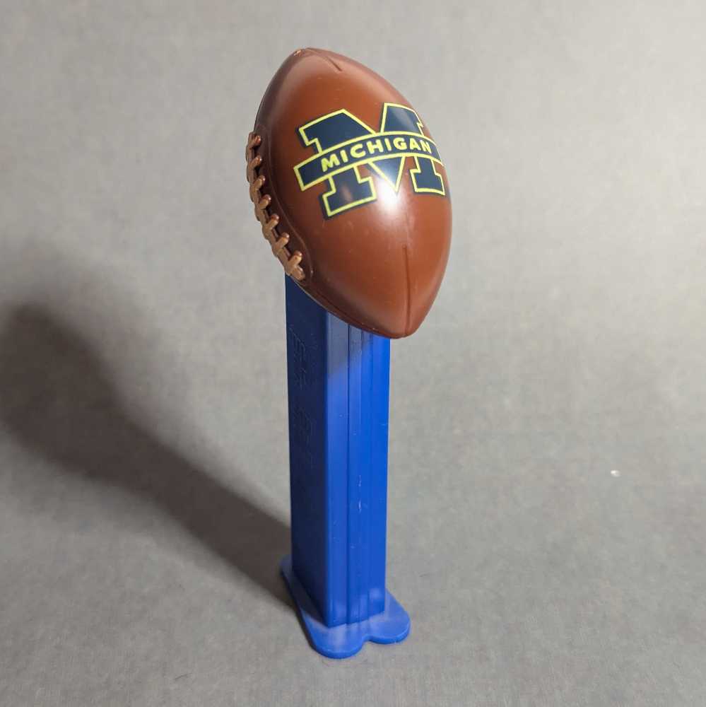 NCAA Football - Michigan - Sports pez collectible - Main Image 2