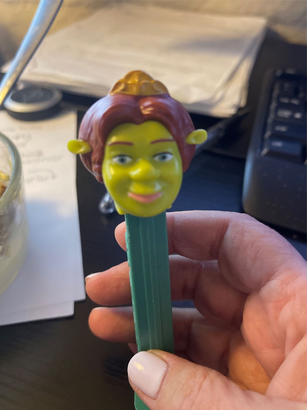 Ogress Fiona - Shrek pez collectible - Main Image 3
