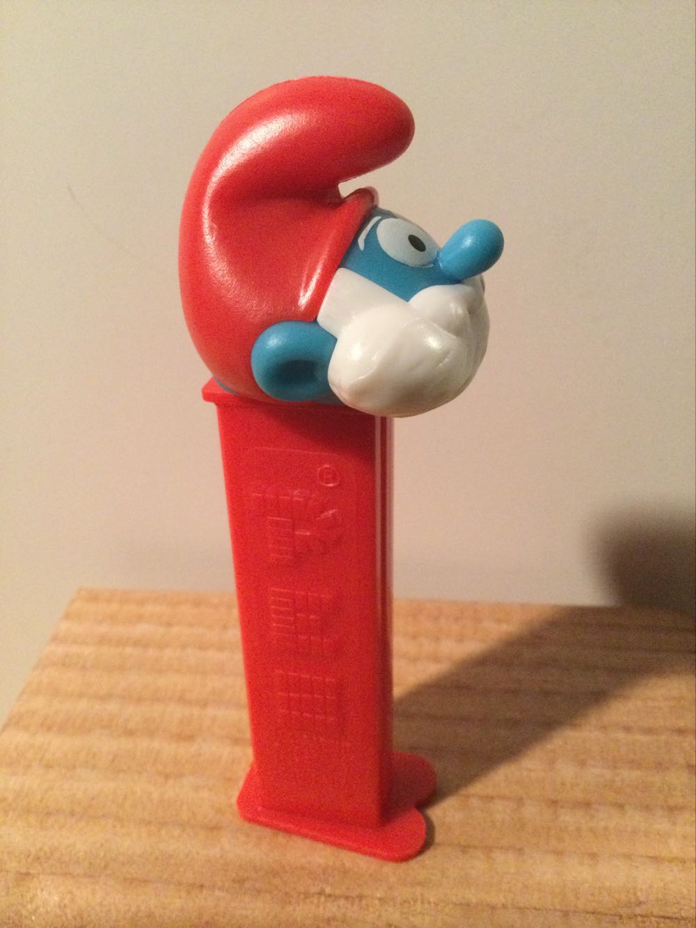 The Smurfs - Papa Smurf B - Books & Comics pez collectible - Main Image 2