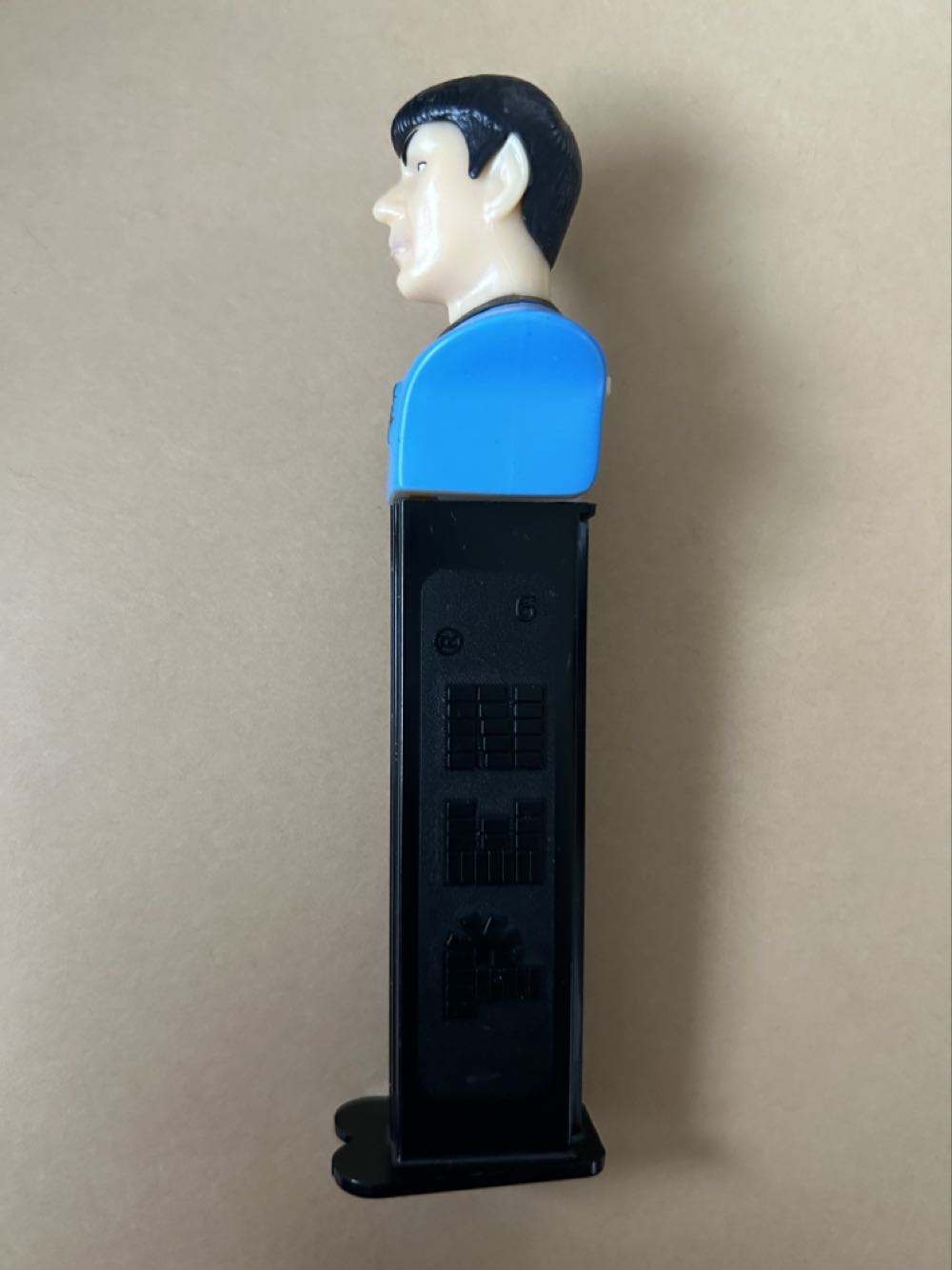 Star Trek - Spock - Star Trek: The Original Series pez collectible - Main Image 2