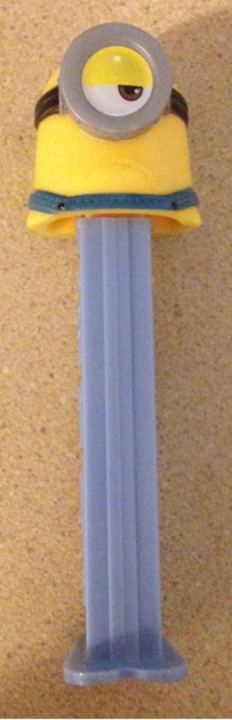 Stuart  - Despicable Me pez collectible - Main Image 2