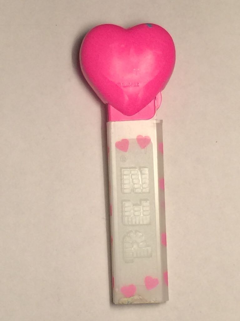 Heart - XOXO - Pink - Valentine’s Day pez collectible - Main Image 2