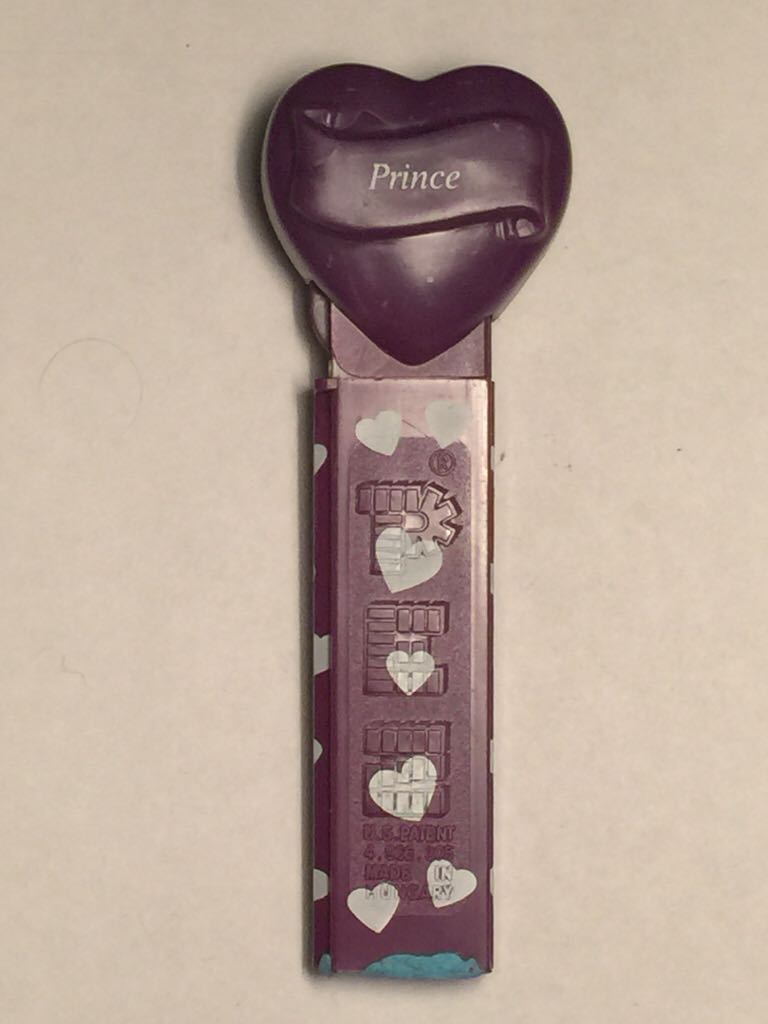 Funky Face - Kissy Face