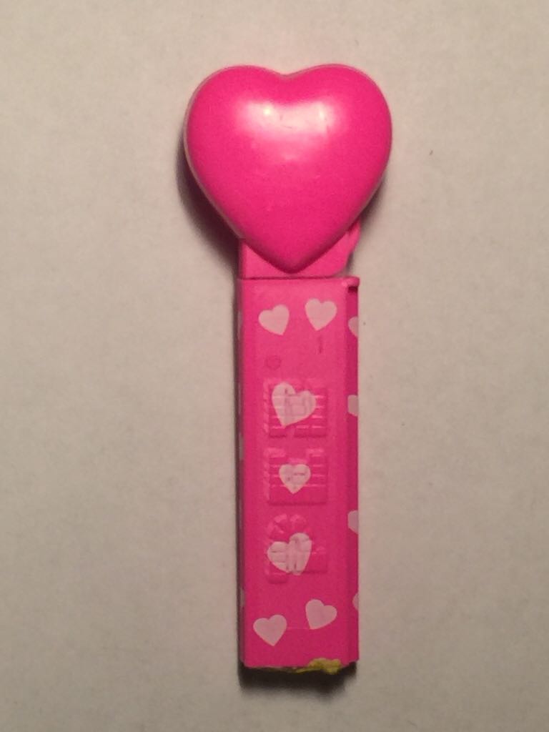 Sugar Sugar - Holidays - Valentine’s Day pez collectible - Main Image 2