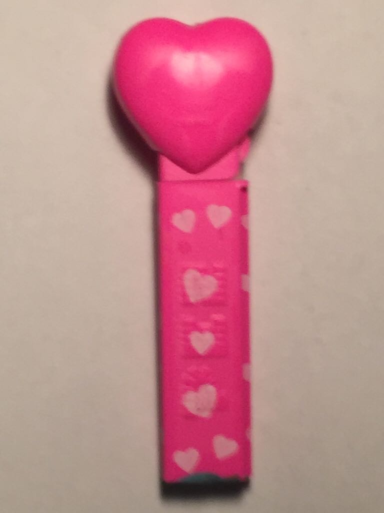 XOXO - Holidays - Valentine’s Day pez collectible - Main Image 2
