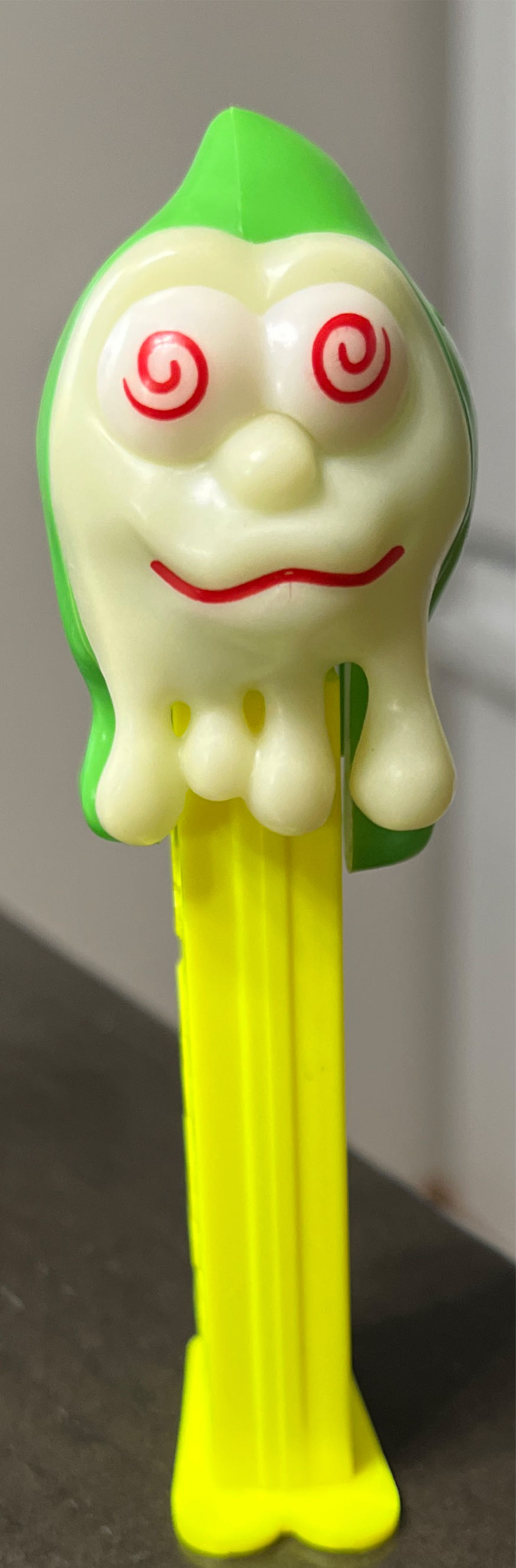 Halloween - Glowing Slimy Sid Ghost 👻 🎃 - Halloween pez collectible - Main Image 3