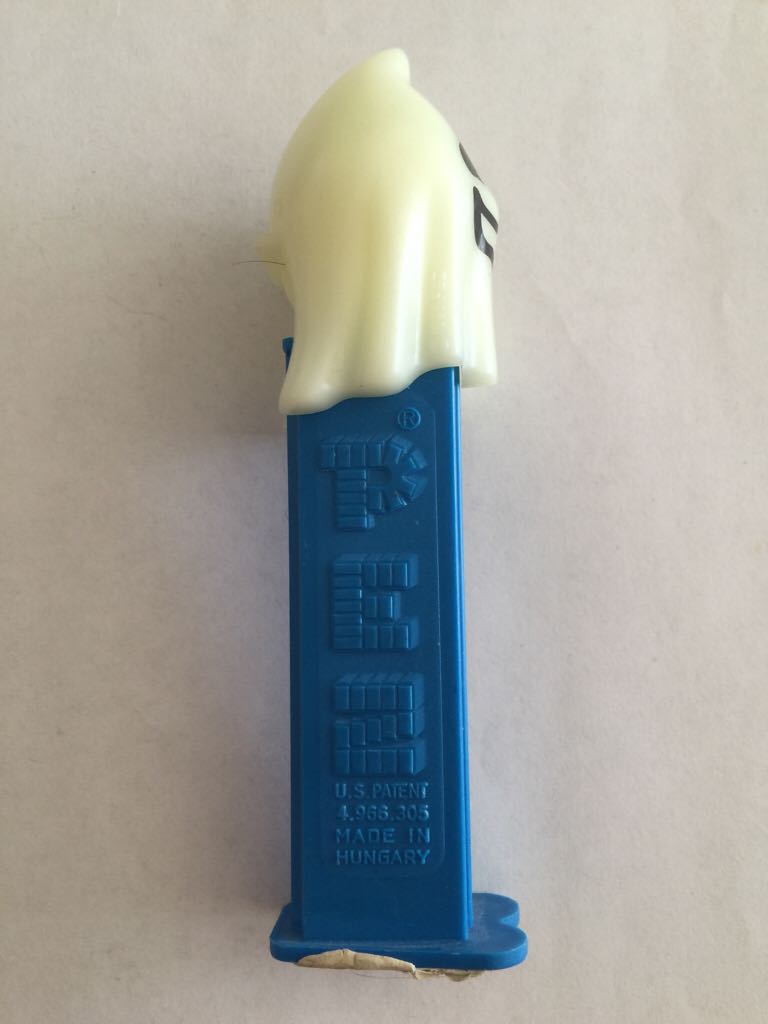 Naughty Neil - Holidays - Halloween Glowing Ghosts pez collectible - Main Image 2