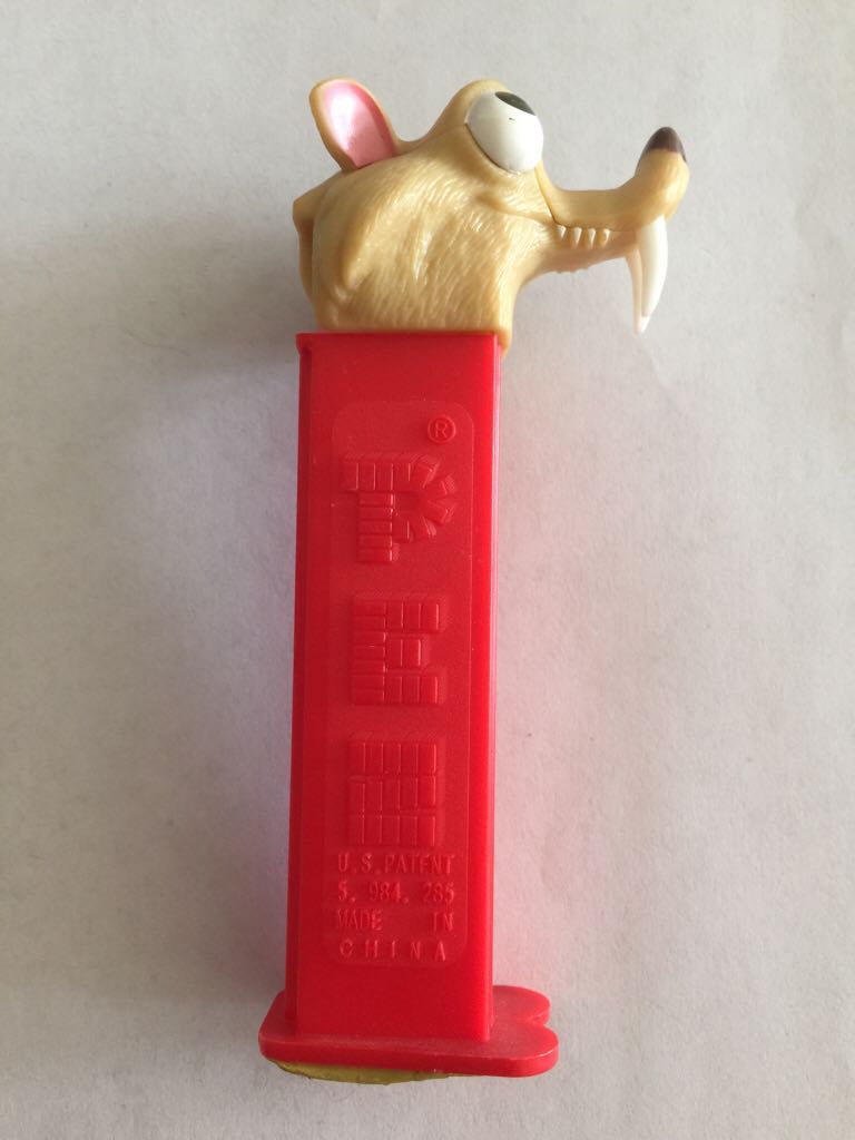 Scrat The Saber Tooth Squirrel - Ice Age pez collectible - Main Image 2