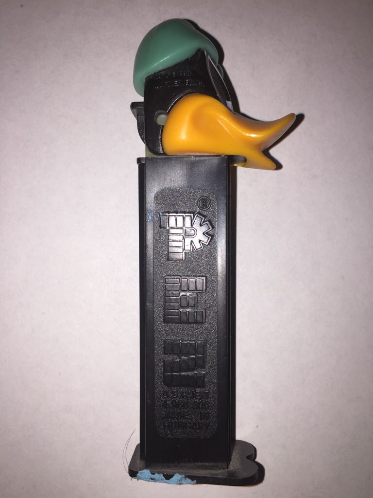 Sleepy Daffy Duck - Looney Tunes Cool pez collectible - Main Image 2