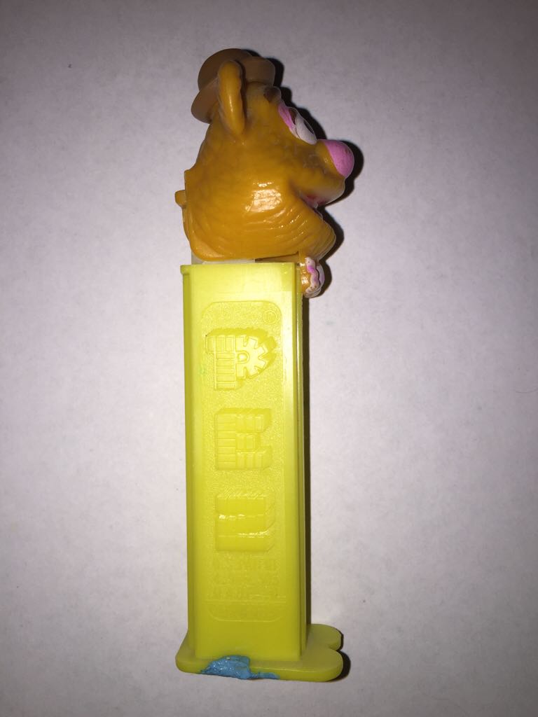 Fozzie Bear - Muppets pez collectible - Main Image 2