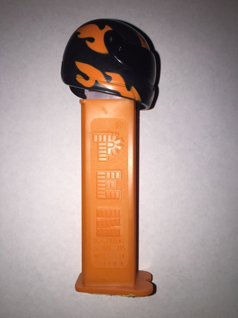 NASCAR - Helmet - Darlington Racetrack - Nascar pez collectible - Main Image 2