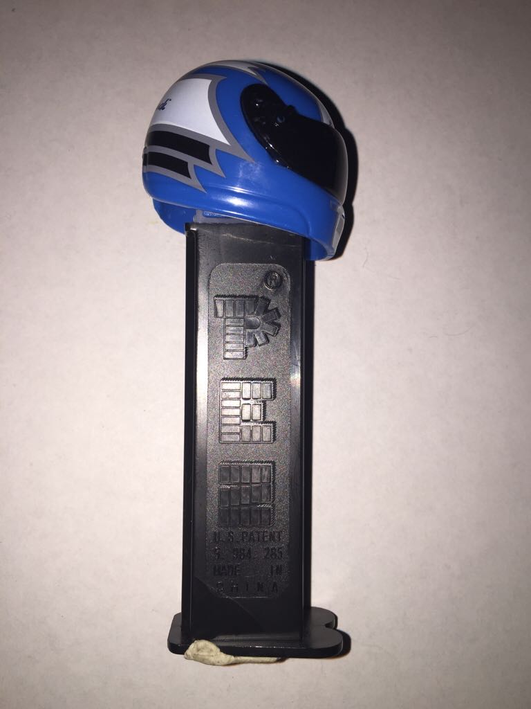 Chicagoland - Nascar Helmets pez collectible - Main Image 2