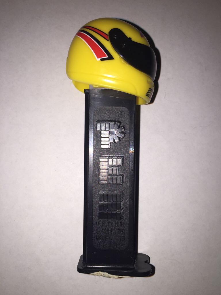 Talladega - Nascar Helmets pez collectible - Main Image 2