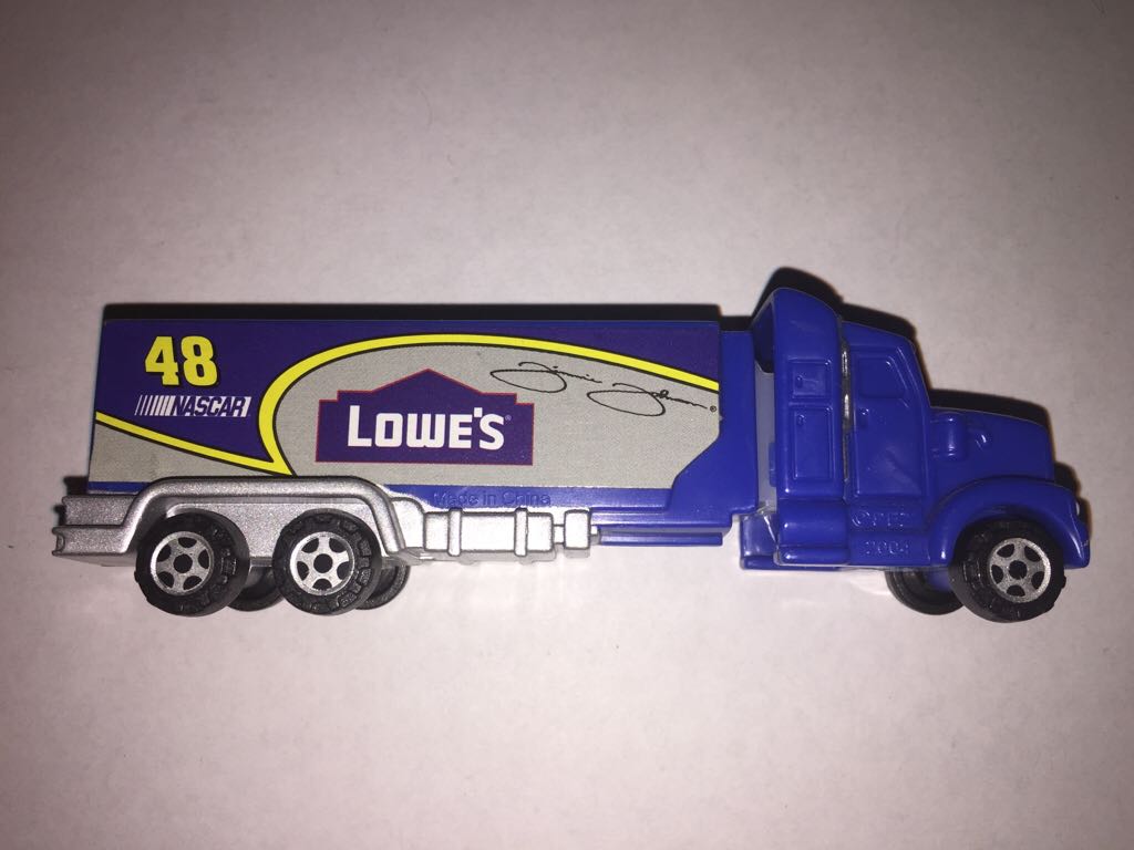 #48 Jimmie Johnson - NASCAR Trucks pez collectible - Main Image 2