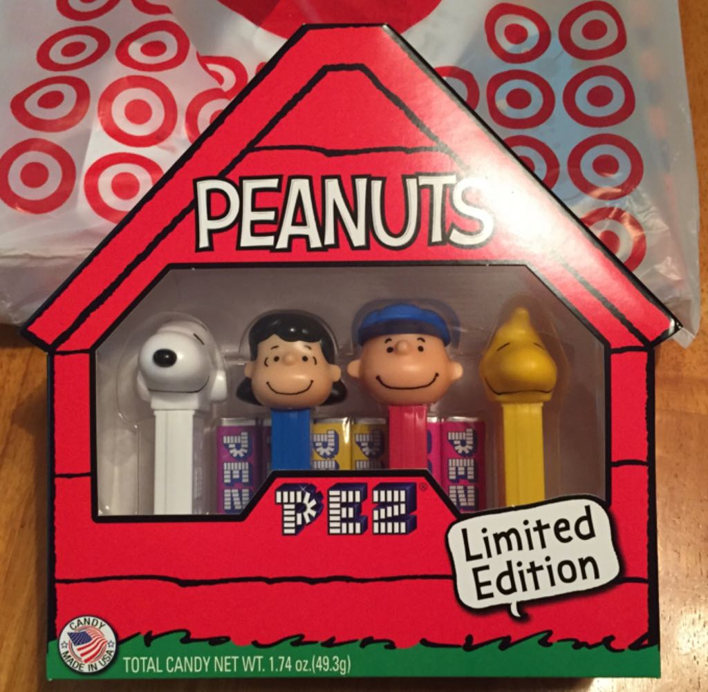 Gift Box Peanuts Set - Gift Box pez collectible - Main Image 1