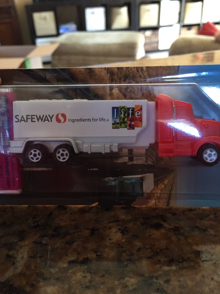 Hello Kitty - Red Bow Sitting