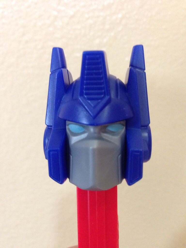 Optimus Prime Classic - Transformers pez collectible - Main Image 2