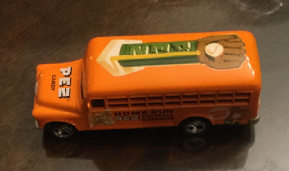 Ghosts - Happy Henry Glowing