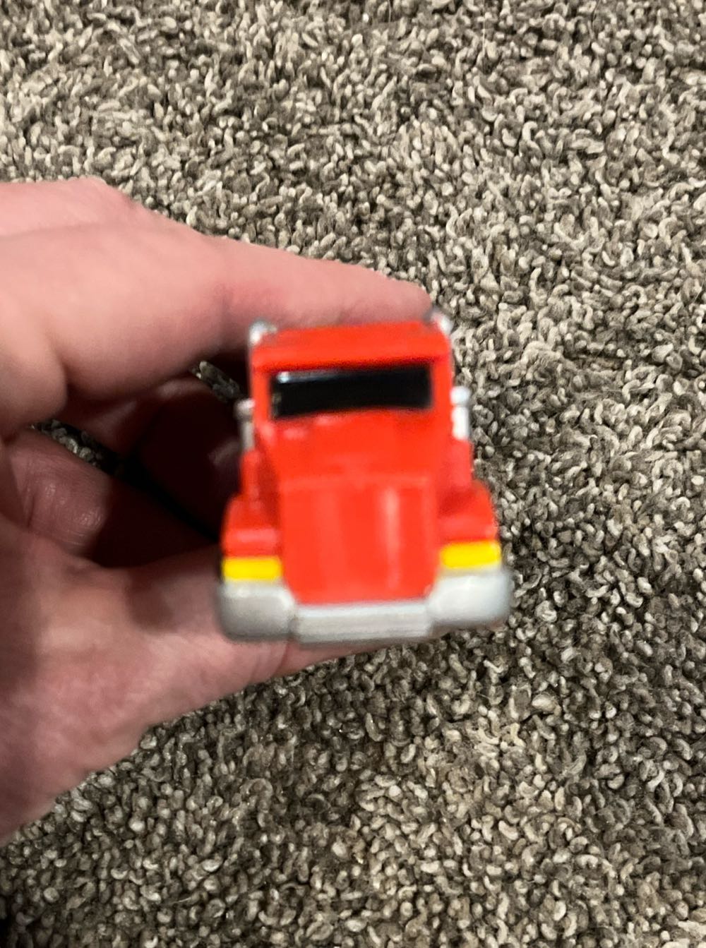 Truck - Red/Black -  Big Rig - Trucks pez collectible - Main Image 2
