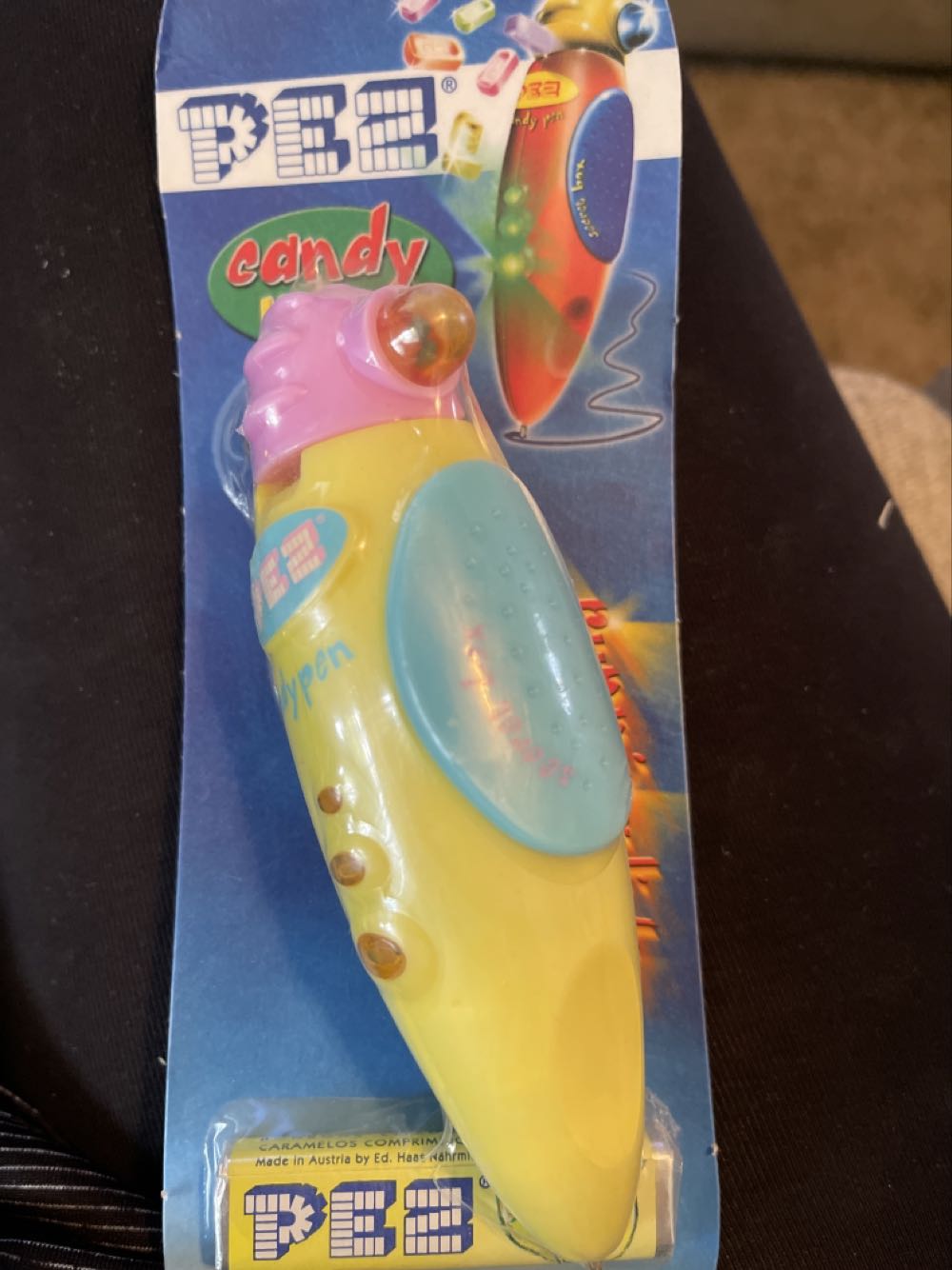 Pez Candy Pen - Yellow - Accessories pez collectible - Main Image 2