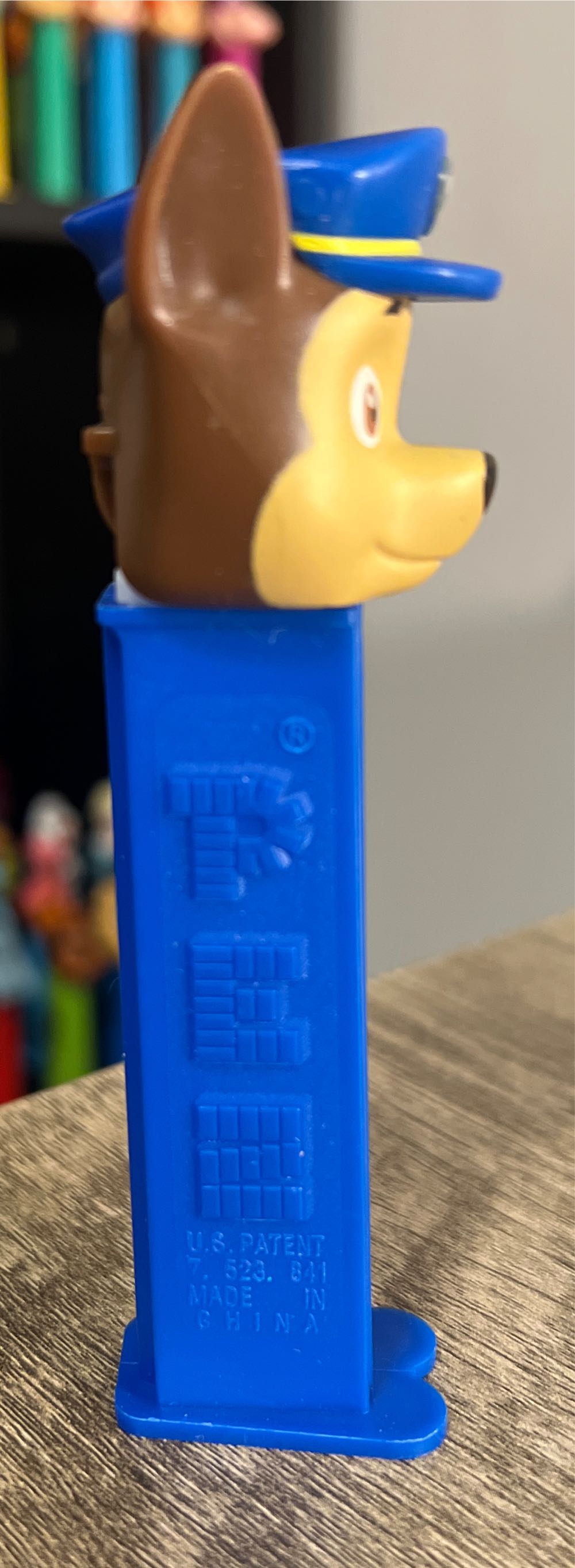 Chase - Paw Patrol pez collectible - Main Image 2