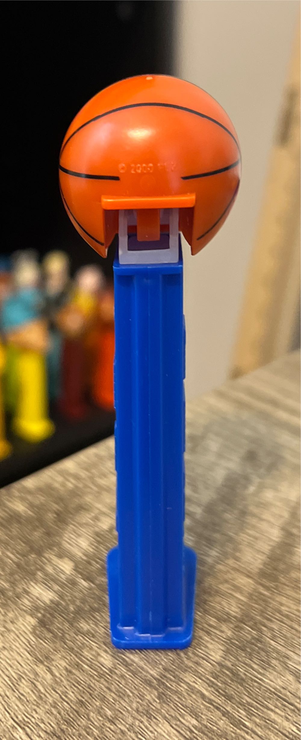 University Of Ketucky - NCAA Basketball pez collectible - Main Image 3