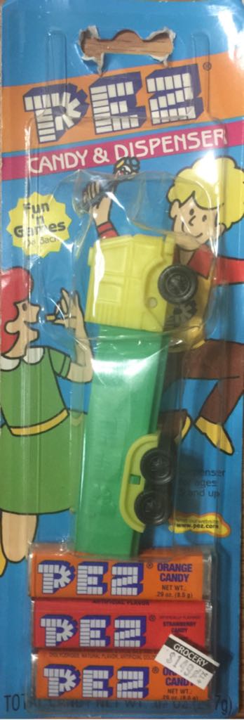 Truck R4 - Yellow/Green - Trucks - Series D pez collectible - Main Image 2