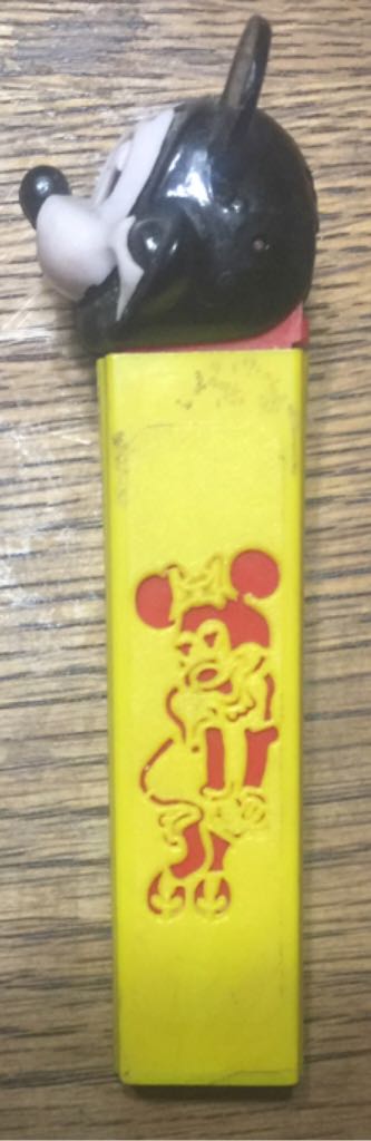 Mickey Mouse A - Die Cut pez collectible - Main Image 2