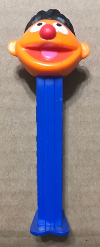 Ernie - Sesame Street (complete) pez collectible - Main Image 2