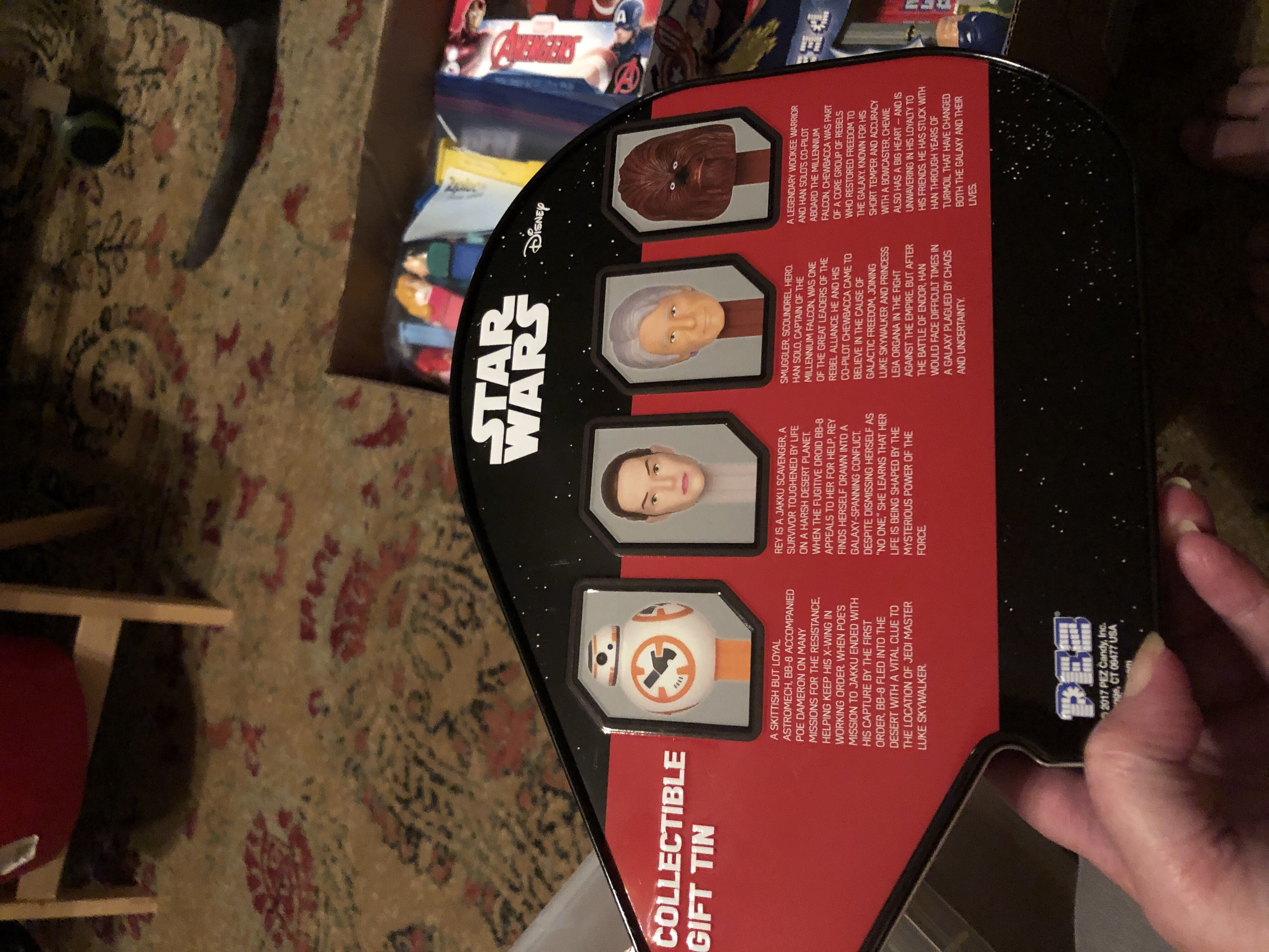 Star Wars - Millennium Falcon Tin - Gift Tin pez collectible [Barcode 073621001220] - Main Image 2