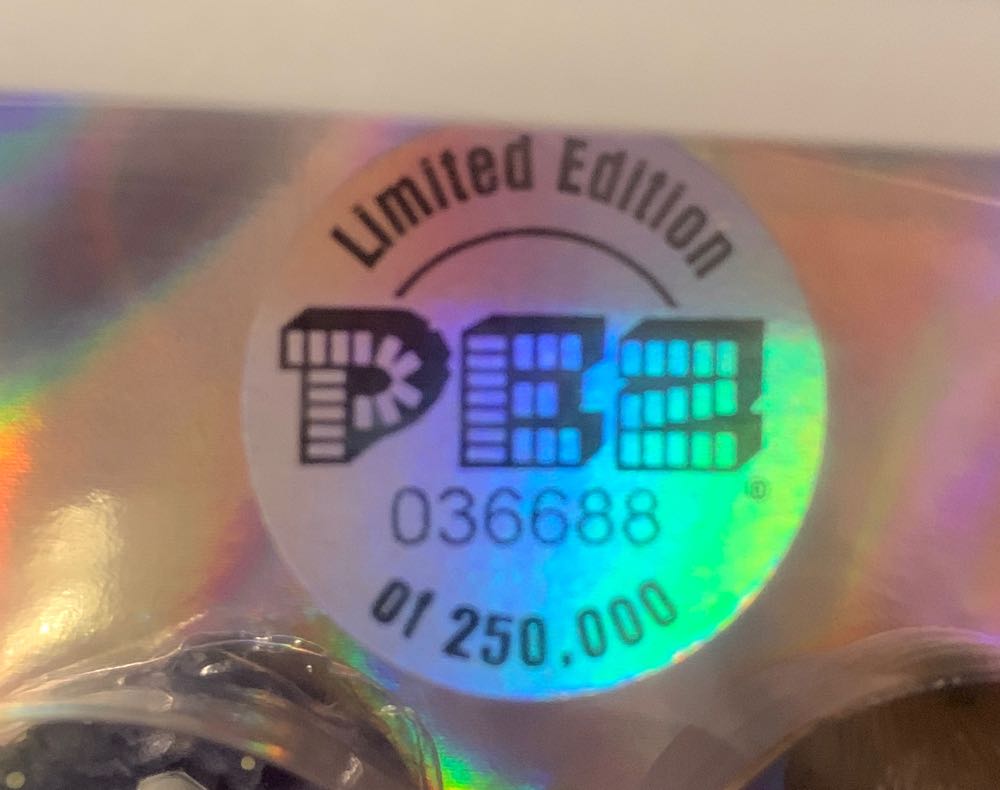 Star Trek Collector’s Series: Original Crew - STAR TREK pez collectible [Barcode 073621008953] - Main Image 3