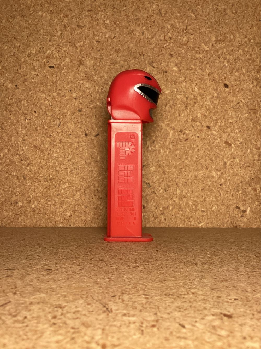 Power Ranger - Red - Licenced Characters pez collectible - Main Image 2