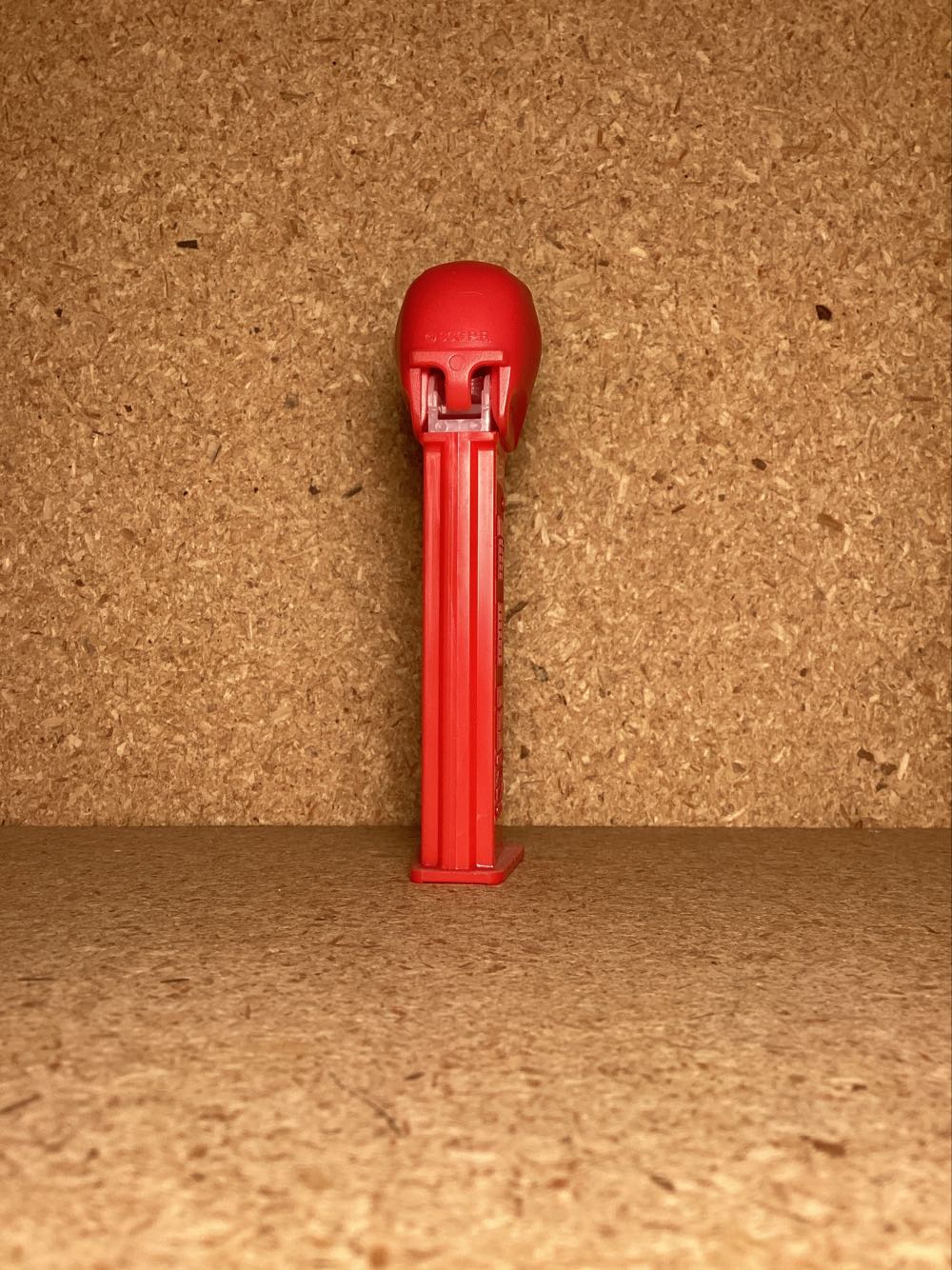 Power Ranger - Red - Licenced Characters pez collectible - Main Image 3