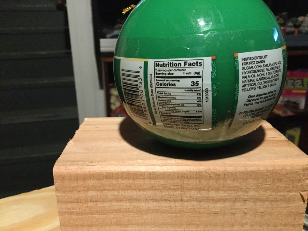 Christmas Ornament - Short Stem Santa - Christmas pez collectible [Barcode 073621001336] - Main Image 4