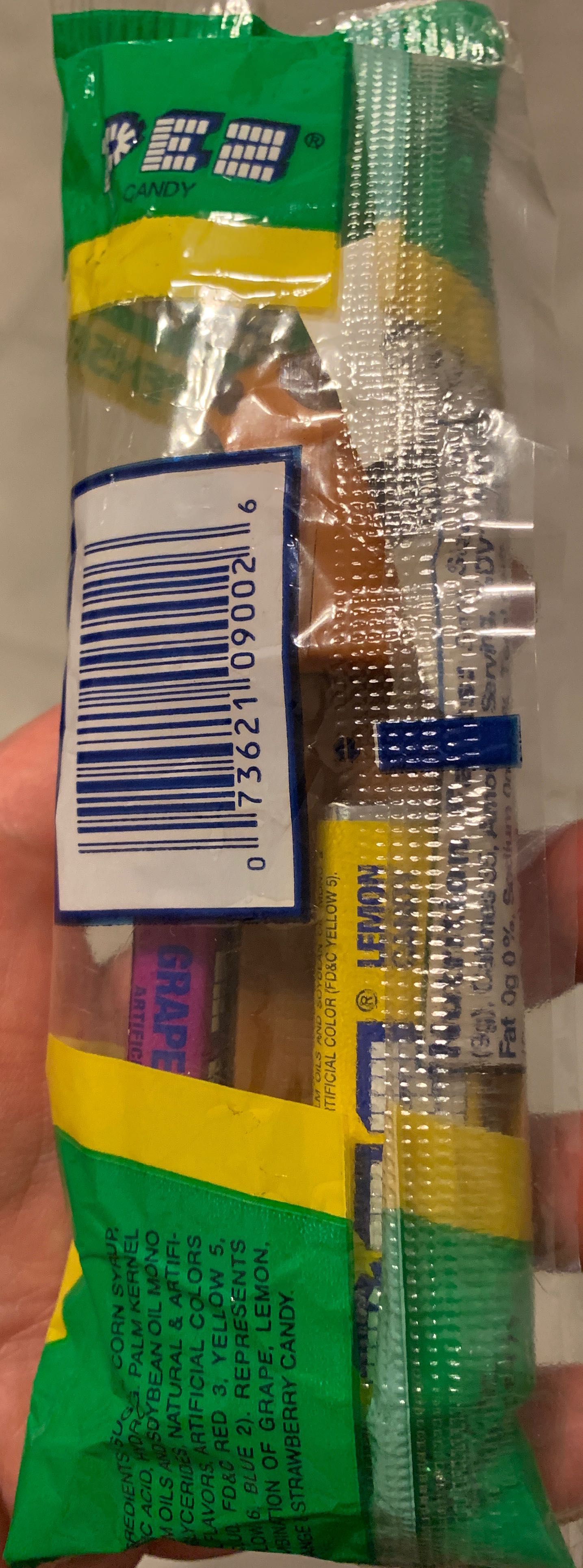 Star Wars (Princess Leis)  - Green Bag - Star Wars pez collectible [Barcode 073621090026] - Main Image 2