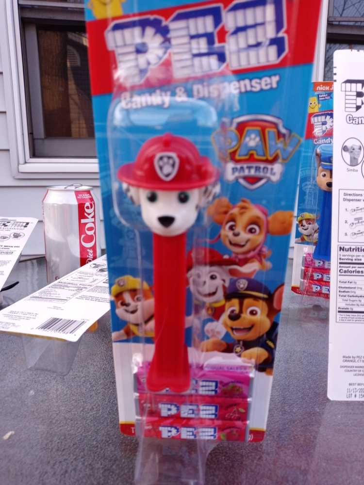 Paw Patrol - Paw Patrol (complete) pez collectible [Barcode 073621091177] - Main Image 2