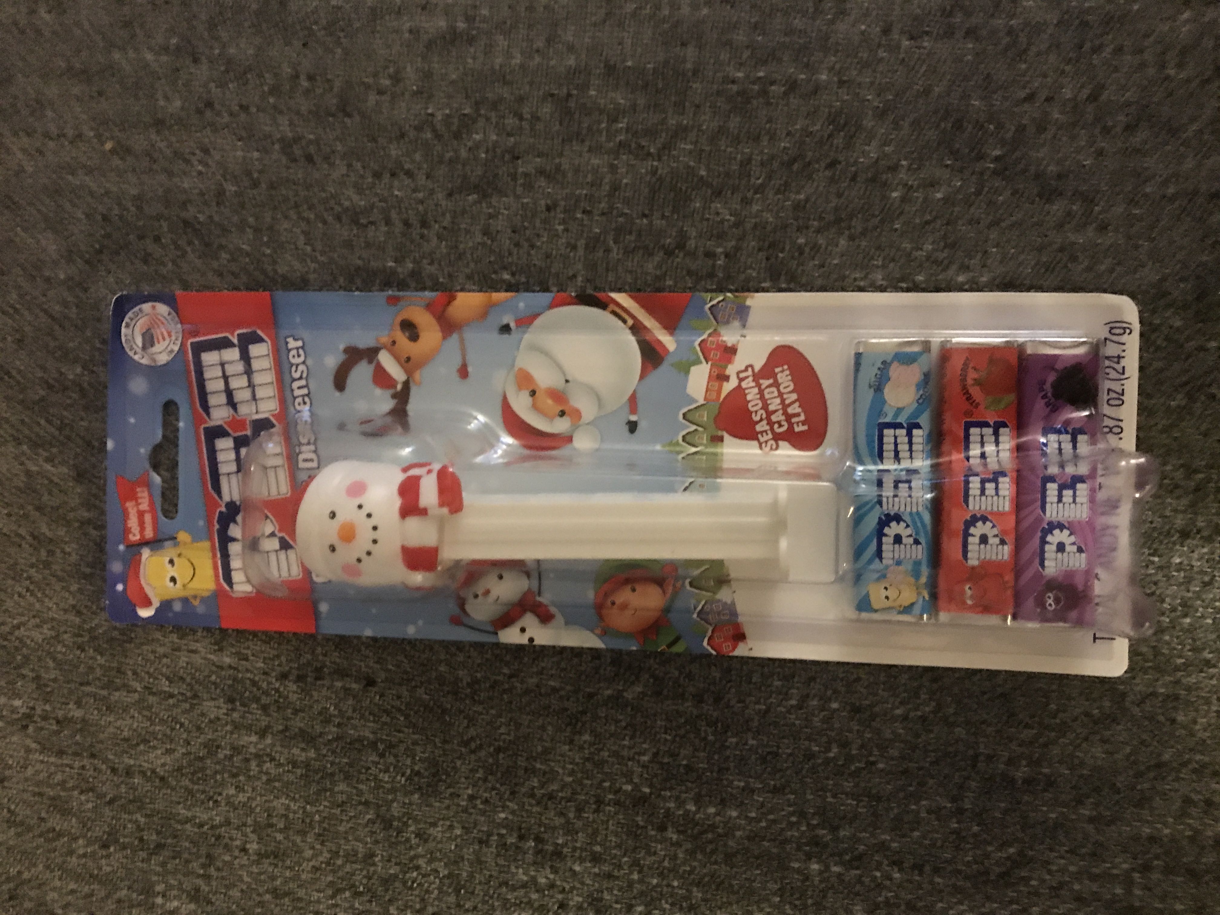 Christmas (Snowman) - Christmas pez collectible [Barcode 073621092334] - Main Image 2