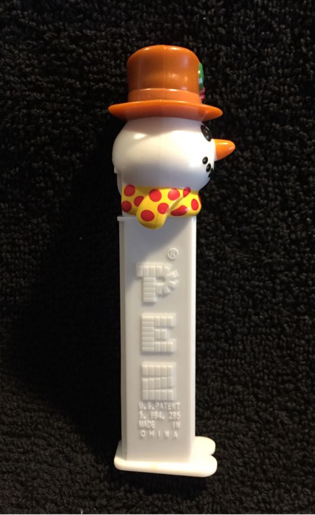 Snowman With Polka Dot Scarf - Christmas pez collectible - Main Image 2