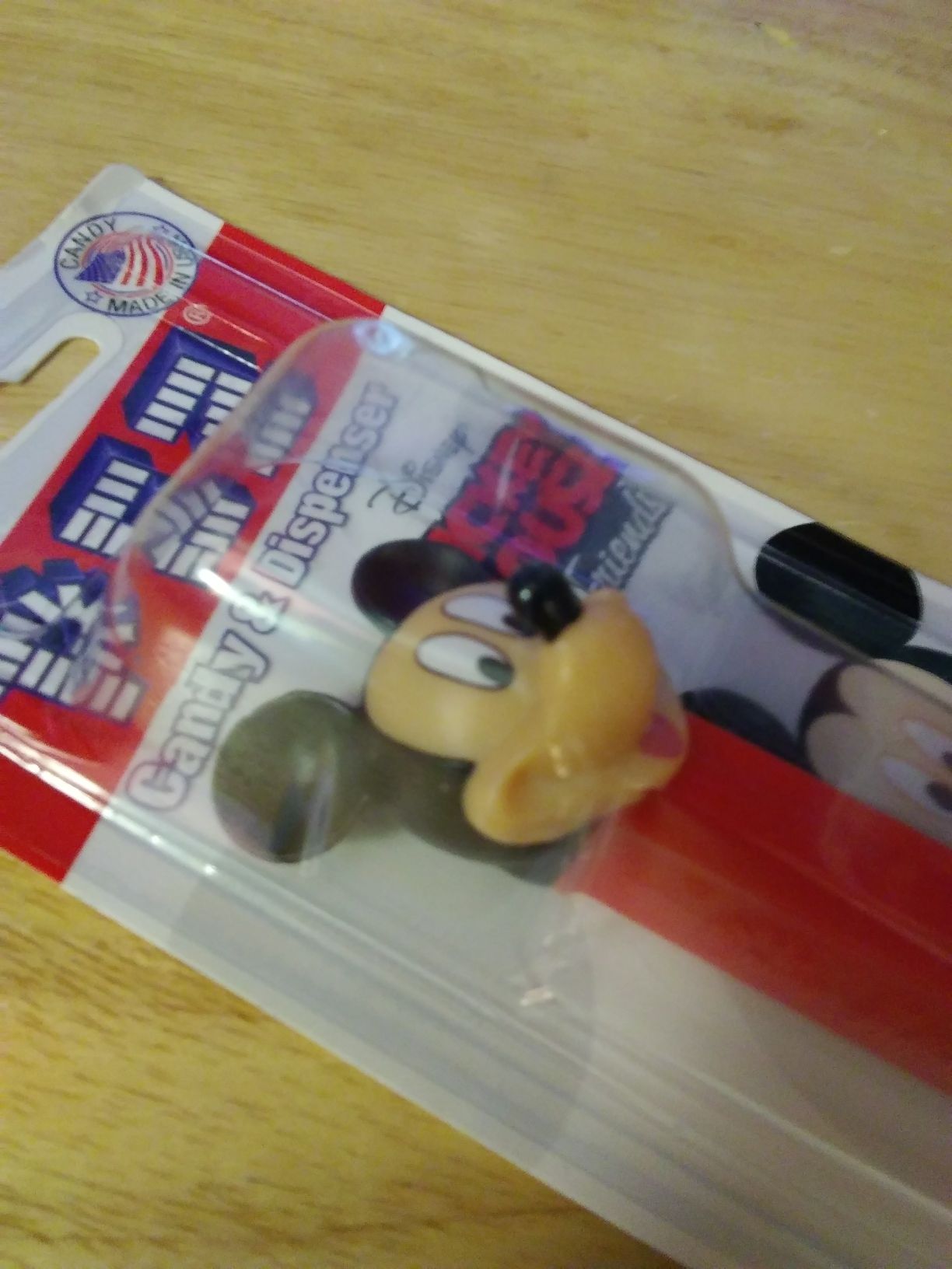 Mickey Mouse - Mickey Mouse & Friends pez collectible - Main Image 2