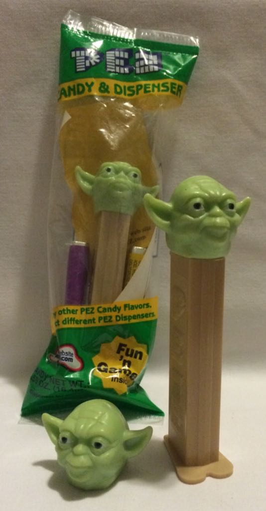 Star Wars: Yoda - Star Wars pez collectible - Main Image 2